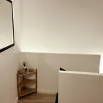 Διαμέρισμα Modern Bright Flat With Outside Terrace