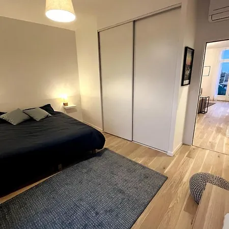 Modern Bright Flat With Outside Terrace *