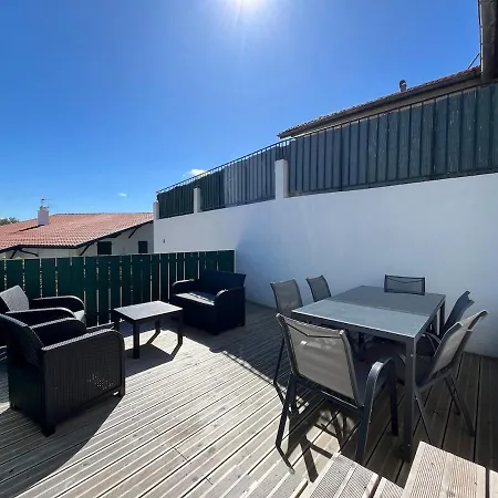 Modern Bright Flat With Outside Terrace Biarritz
